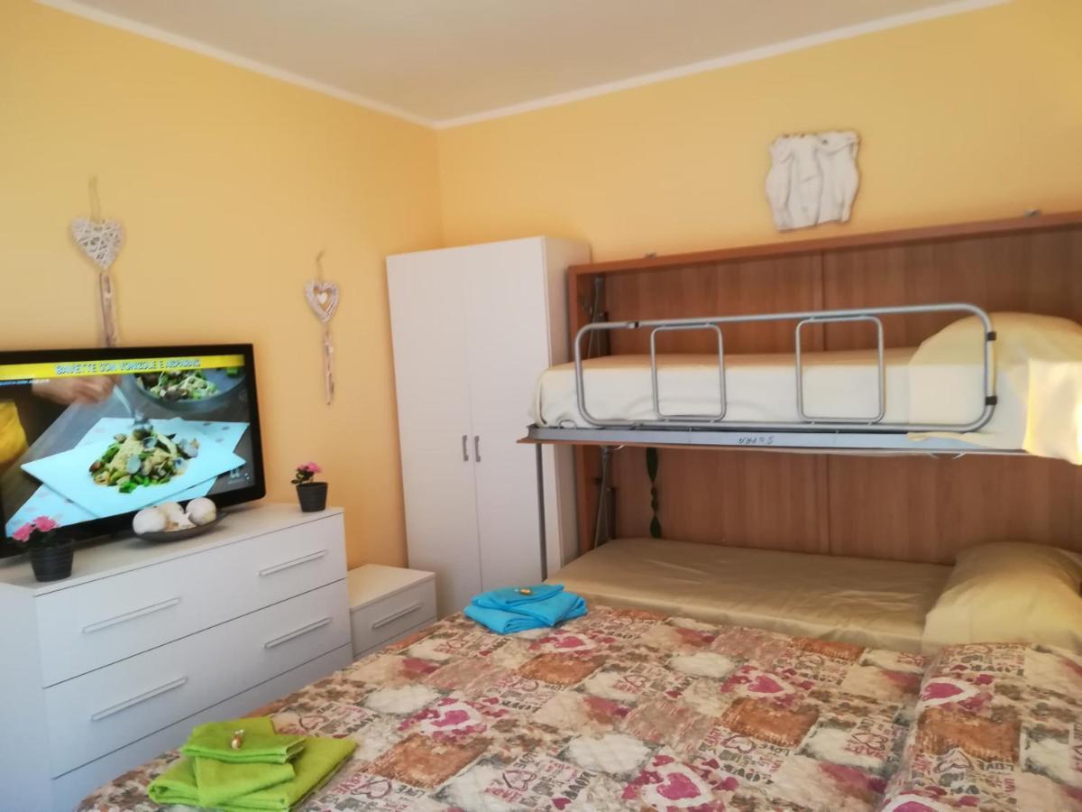 Il Girasole Di Ostia Apartamento Exterior foto